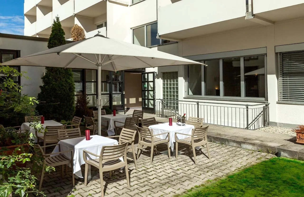 ****  Leonardo Hotel Munich City North Almanya